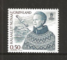 Greenland 2002 Queen Margrethe II In West Greenlandic Costume Mi  386 MNH(**) - Nuovi