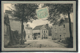 CPA - Le MÊLE-sur-SARTHE (61) - Aspect De L'Hôtel Du Cheval Blanc Et De L'Hôtel De Ville En 1905 - Le Mêle-sur-Sarthe