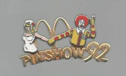 PINS PIN'S EN RELIEF MC DONALD'S MAC DO PINSHOW 1992 INFIRMIERE PIN UP CLOWN AB ARTHUS BERTRAND 42 MMS RE - McDonald's