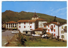 64 - Sare En Pays Basque Et Au Fond La Rhune - Sare