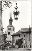 CPSM DE LA ROCHE-SUR-FORON  (HAUTE SAVOIE)  LA VIEILLE PORTE ET L'ÉGLISE - La Roche-sur-Foron