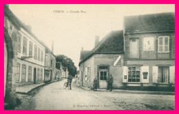 * VERON - Grande Rue - Cycliste - Animée - Edit. MONDOU - 1923 - Veron