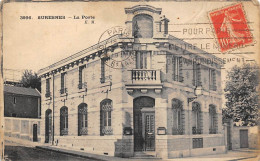 Suresnes         92           La Poste     N°3996      (voir Scan) - Suresnes