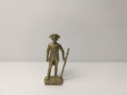 Kinder :   USA 1780 1978-79 - Soldat - Messing - USA 1780-3 - 40mm - Figurillas En Metal