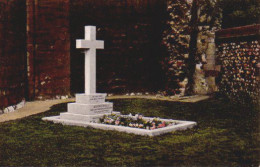 S03-033 Norwich - Nurse Cavell's Grave - Norwich