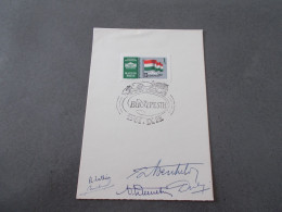 CARTE POSTALE HONGRIE.CACHET BUDAPEST.1961.PLI. - Covers & Documents