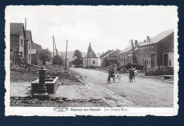 Martué-sur-Semois( Florenville). La Grand' Rue. Chapelle Saint-Roch. Enfants à Vélo. - Florenville