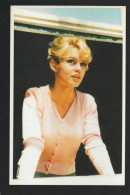 BRIGITTE BARDOT POSTCARD 78 - Femmes Célèbres