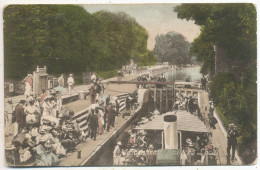 Maidenhead, Boulters Lock, 1910 Postcard - Andere & Zonder Classificatie