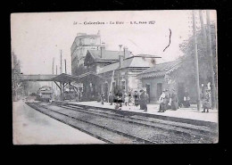 Cp, Chemin De Fer ,  Gare Avec Train, 92, Colombes, écrite 1919 - Estaciones Con Trenes