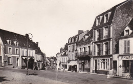 ORNE REMALARD PLACE DU GENERAL DE GAULLE ET RUE DE L EGLISE - Remalard