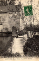 GOUVIEUX  Chute D'eau Sur La Nonette - Gouvieux