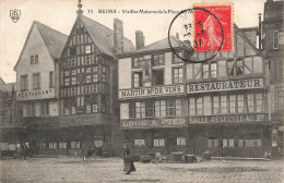 FRANCE - Reims - Vieilles Maisons De La Place - Carte Postale Ancienne - Reims