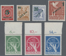 Berlin: 1949, Grünaufdruck Und Währungsgeschädigte, 2 Postfrische Sätze (dabei 6 - Unused Stamps