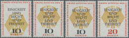 Berlin: 1957, 'Bundestag' 10 Pf. Mit Deutlicher, Senkrechter Passerverschiebung - Ungebraucht