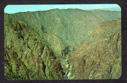 Etats Unis - 4833 - Vista Of The Black Canyon Of The Gunnison From The South Rim Showing The Rugged Cliffs And Mountains - Altri & Non Classificati