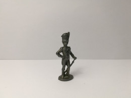 Kinder : Soldaten 18 - 19 Jahrhundert 1979 - Musketier - Würtenberg 1795 - Eisen - Ohne Kennung - 40 Mm - 3 - Figurines En Métal