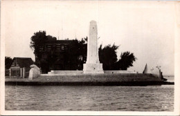 23-1-2024 (2 X 6) Egypt - (very Old B/w) Suez Canal Indian Memorial - Suez