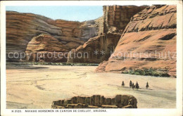 71911320 Arizona_US-State Navaho Horsemen In Canyon De Chelley - Otros & Sin Clasificación