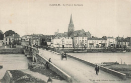 FRANCE - Saint Gilles - Le Pont Et Les Quais - Carte Postale Ancienne - Saint-Gilles