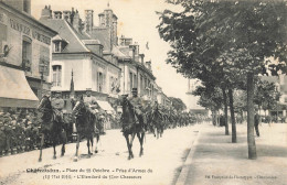 Châteaudun * La Place Du 18 Octobre * Prise D'armes Du 12 Mai 1916 * L'étendard Du 15ème Régiment De Chasseurs - Chateaudun