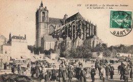 Le Mans * Place * Le Marché Aux Bestiaux , Boeufs * La Cathédrale - Le Mans