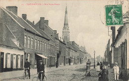 Hazebrouck * La Rue Notre Dame * Villageois - Hazebrouck