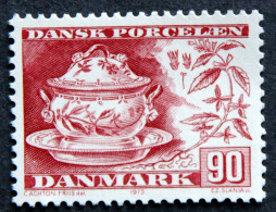 Denmark 1975  Danish Porcelain  MiNr.590 MNH (**)     (lot H 554) - Ongebruikt