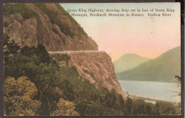 Storm King Highway, Breackneck Mountain, Hudson River - Hudson River