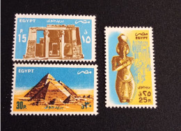 EGYPTE  PA  N°  171 / 73   NEUF ** GOMME FRAICHEUR POSTALE   TTB - Airmail
