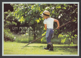 116910/ Garçonnet, *Un Futur Jardinier ?* - Scènes & Paysages