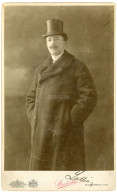 BUDAPEST 1908. Strelisky : Bánhalmi Emresz Károly, Cabinet Fotó. ( Lósport Híres Alakja, "Levente",  Derby Győztes Tenyé - Ancianas (antes De 1900)