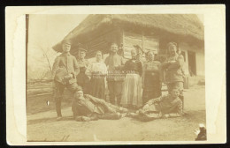 KÉZDIMARTONOS / Mărtănuș  Katonák, Lakosság Fotós Képeslap 1917 - Hungría