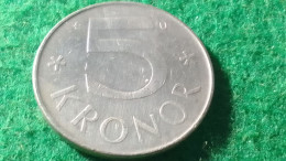 İSVEÇ - 1982-   5     KRONOR - Suède