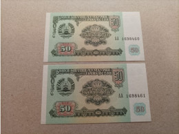 Pareja Correlativa De Tayikistan De 50 Rublos, Año 1994, Serie AA, UNC - Tadjikistan
