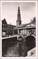 Postkaarten > Europa > Nederland > Zuid-Holland > Leiden > Korenbeursbrug Gebruikt 1955 (1483 - Leiden