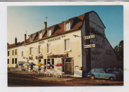 F 52140 MONTIGNY-LE-ROI, Inter Hotel Moderne, RENAULT - Montigny Le Roi