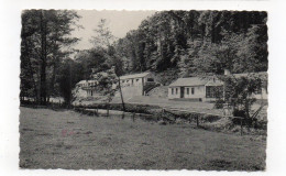 BELGIQUE - (STOUMONT) TARGNON - Le Complexe Des Bâtiments Dans Un Magnifique Décor (G136) - Stoumont