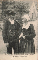 COUPLES - Une Noce De 1500 Personnes Au Pays De Cornouaille - Le Beau-père Et La Belle-mère - Carte Postale Ancienne - Paare