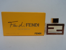 FENDI" FAN DI FENDI" MINI EDP  4 ML  LIRE ET VOIR !! - Miniaturen Damendüfte (mit Verpackung)