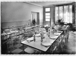 PONTVALLAIN : La Salle à Manger De La Maison De Repos "Le Prieuré" - Très Bon état - Pontvallain