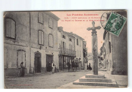 OUST : La Place Du Centre Et La Rune Principale - état - Oust