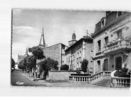 CRAPONNE SUR ARZON : Centre Dentellier, Avenue De La Prairie Et Caisse D'Epargne - Très Bon état - Craponne Sur Arzon