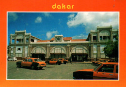 CPM - DAKAR - La Gare (Taxis Sénégalais) - Edition Wakhatilene - Taxi & Fiacre