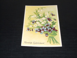 68661-         HARTELIJK GEFELICITEERD - BLOEMEN / FLOWERS / BLUMEN / FLEURS / FIORI / FLORES - OLD CARD - 1952 - Flowers