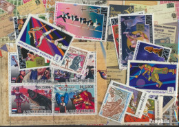 Motive 25 Verschiedene Zirkus Briefmarken - Circo