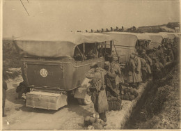 Ww1 Guerre 14/18 War * Relève Des Troupes Par Camions Autos * Camion Type Modèle Marque ? * Photo Ancienne 18x13cm - Weltkrieg 1914-18