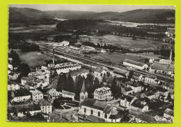 88 ARCHES N°10383 Vue Aérienne Le Centre Du Pays En 1959 Voies Ferrées TRAINS Wagons Grue - Arches