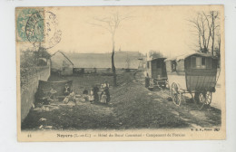 NOYERS SUR CHER - Hôtel Du Boeuf Couronné - Campement De Forains - Noyers Sur Cher