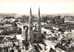 MACHECOUL    EGLISE ET BOURG - Machecoul